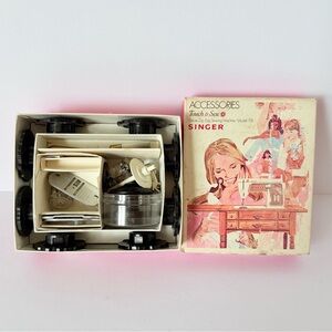 VTG Singer Touch & Sew Deluxe Zigzag Sewing Machine Model 758 - 14 Pattern Cams